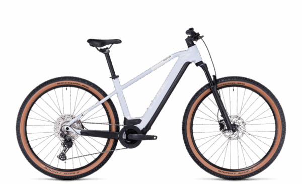 Cube Reaction Hybrid Pro 750 flashwhite´n´black