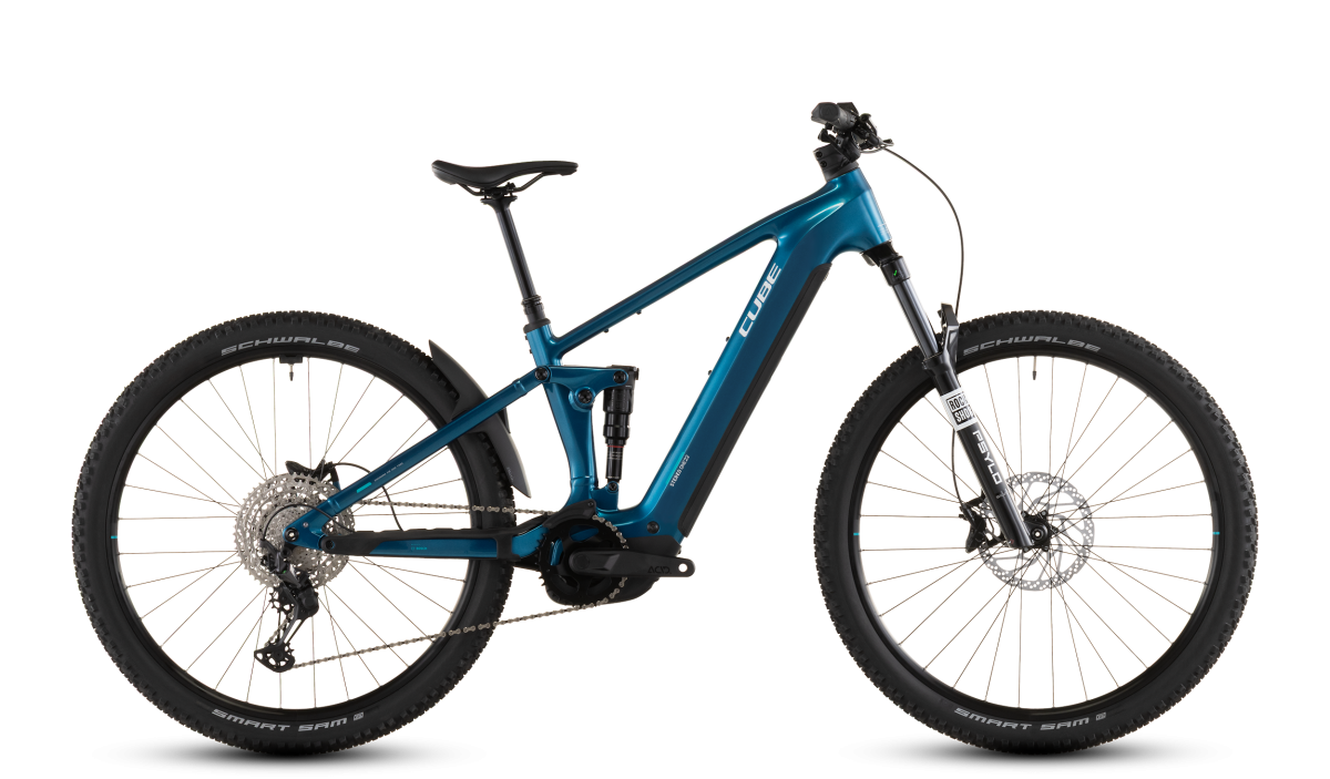 Cube Stereo Hybrid ONE22 Race 800